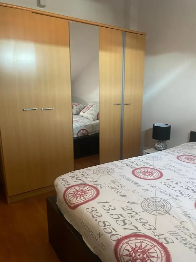Top Floor Apartment With Sea View Kaštela